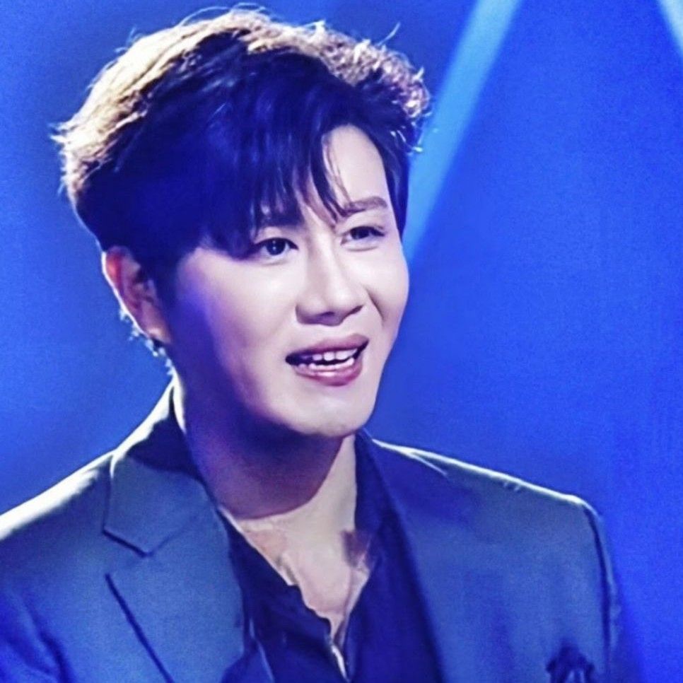 Behind-the-scenes cut of Jin Haesung