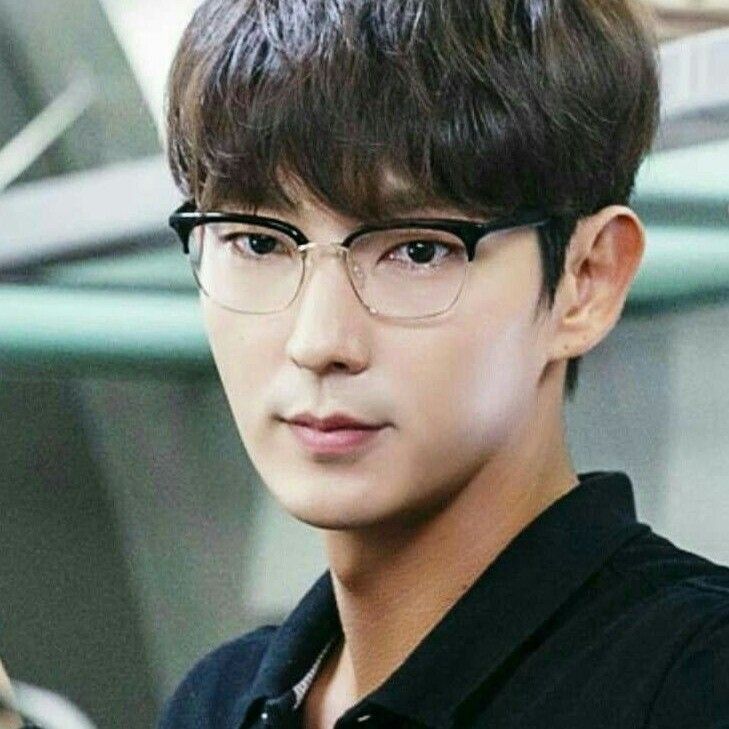 이준기 최근 활동샷