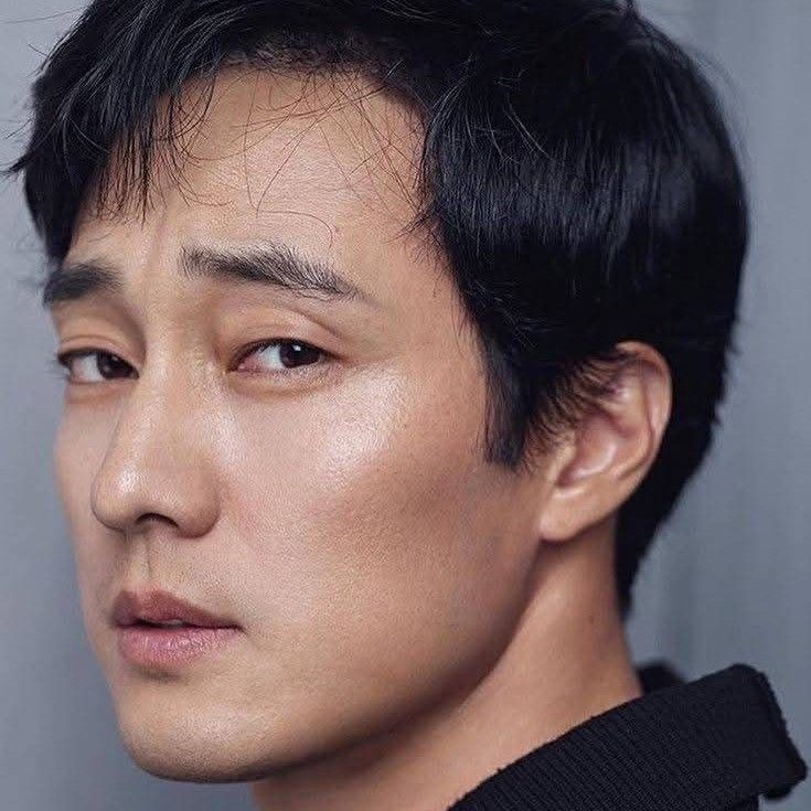 Behind-the-scenes cut of So Jisub