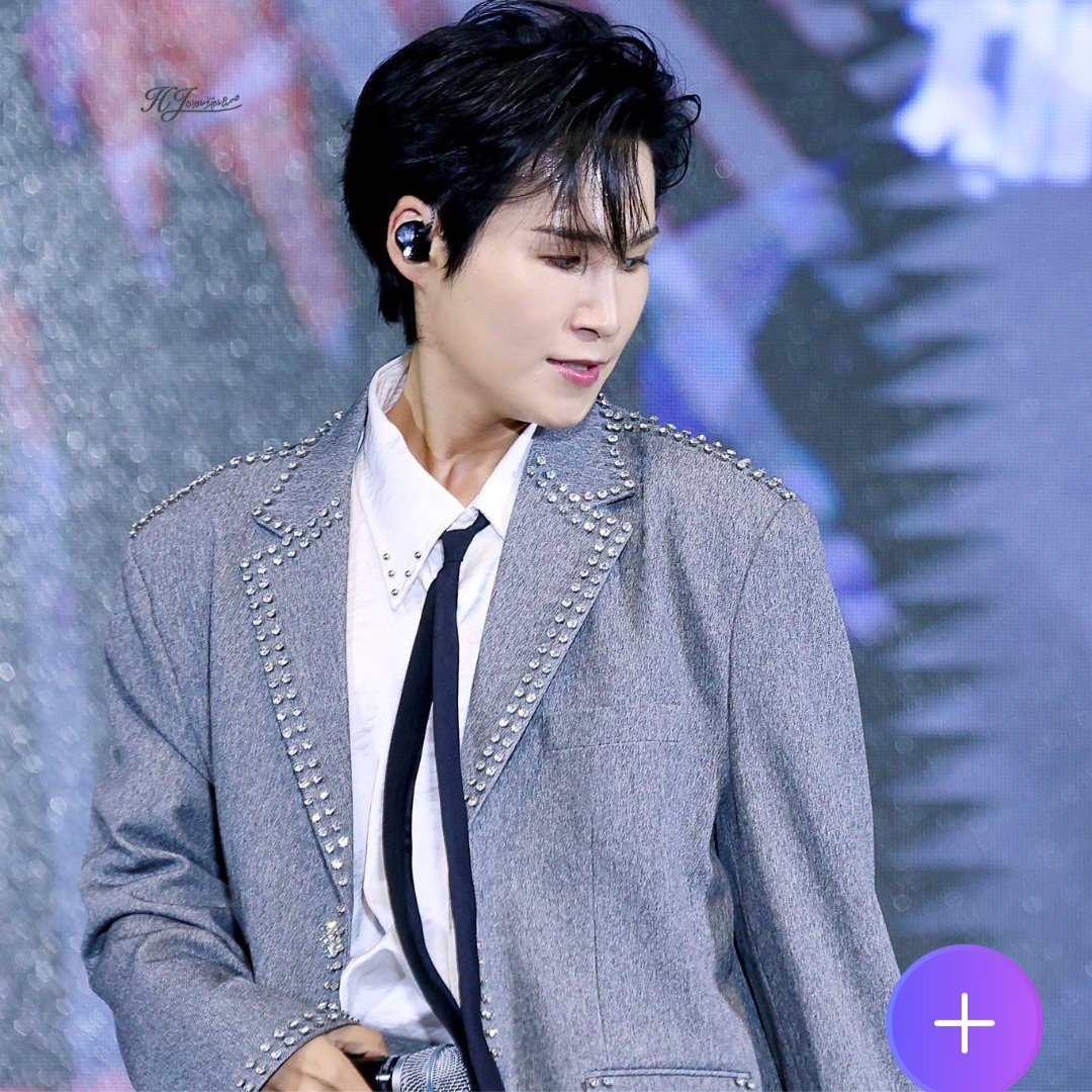 Behind-the-scenes cut of Kim Heejae