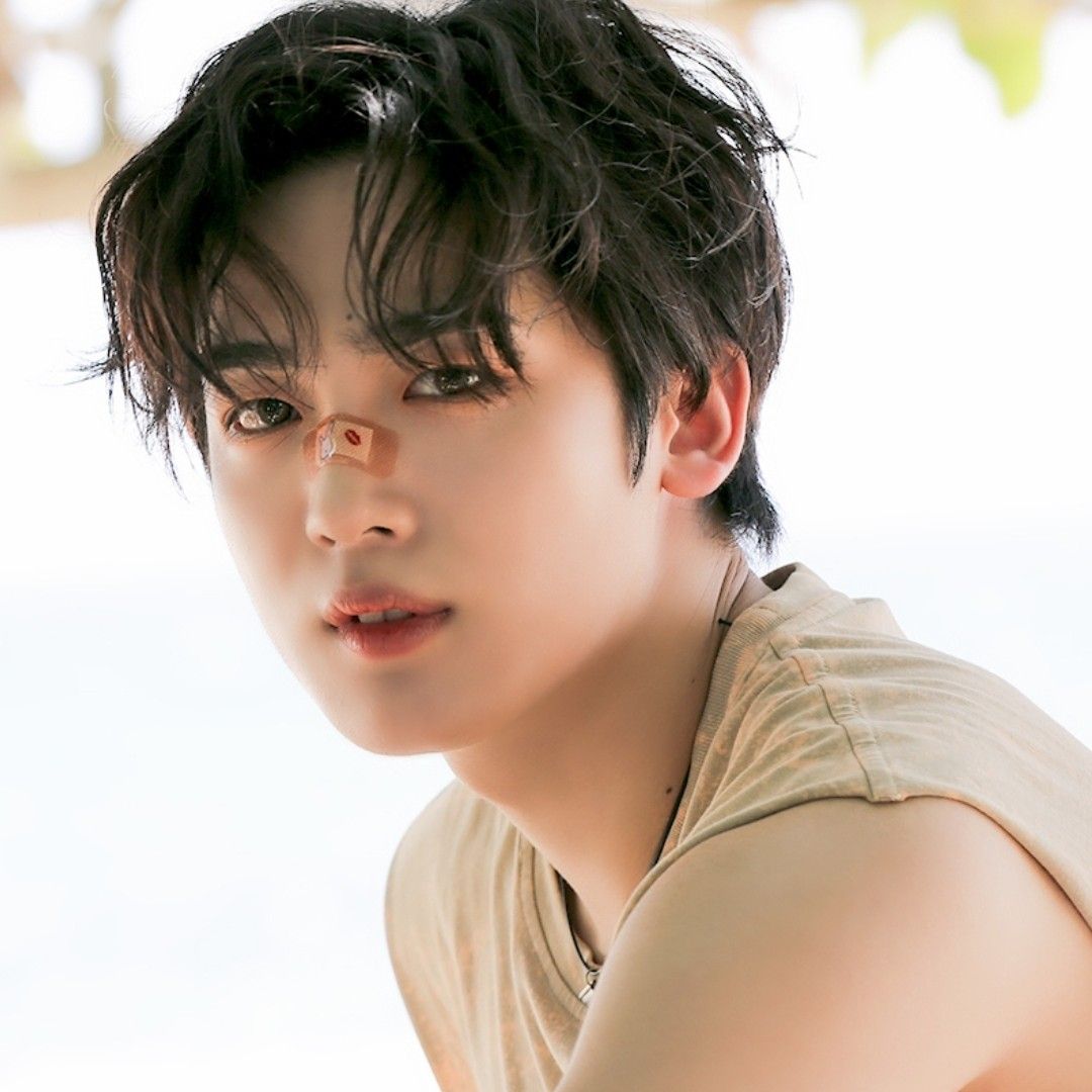 Recent activity shot of Kim Yohan