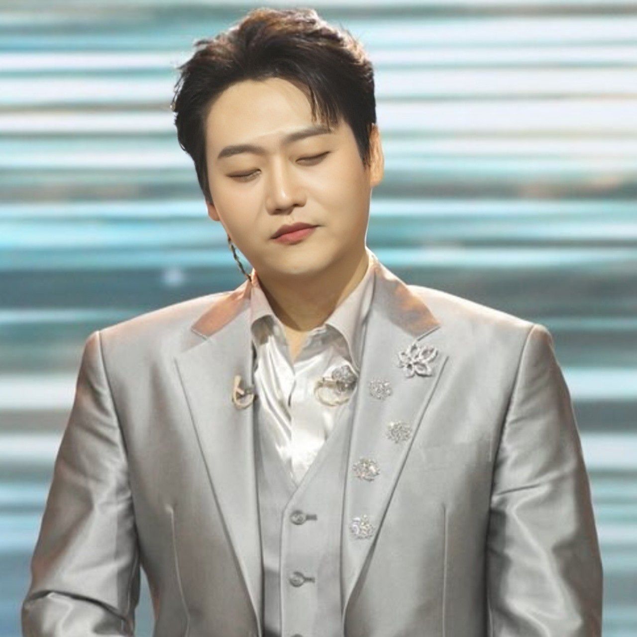 Behind-the-scenes cut of Min Soohyun