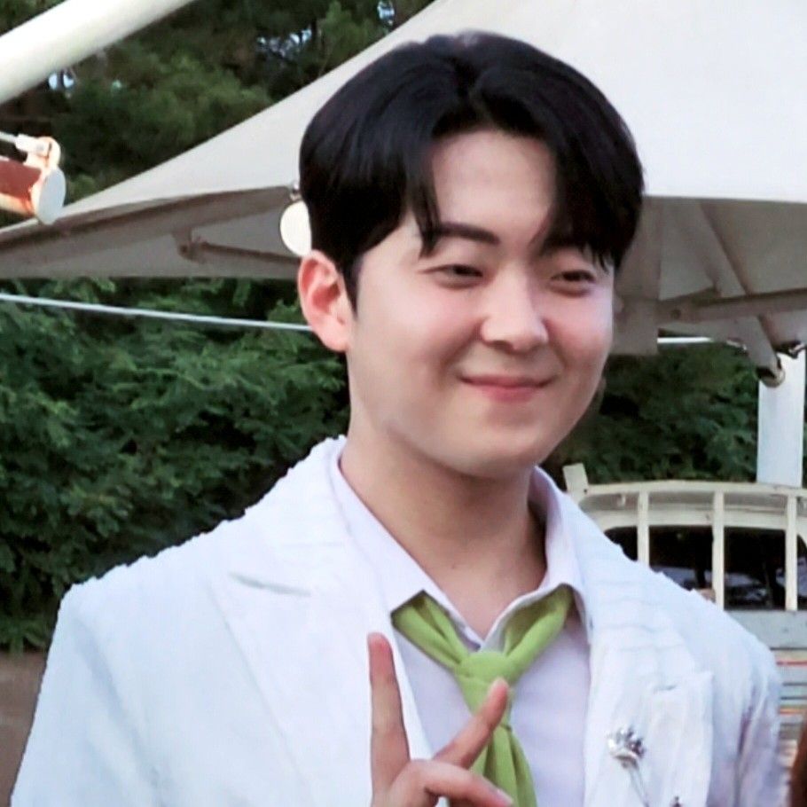 Recent activity shot of Park Minsu