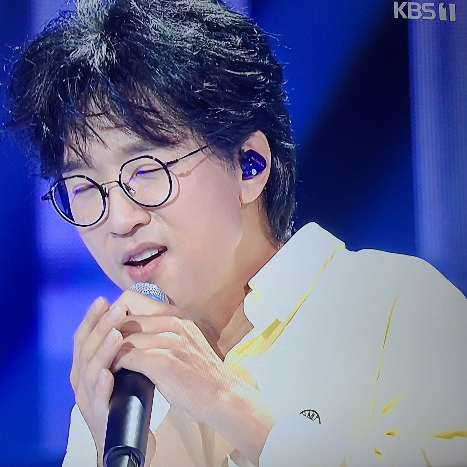 Behind-the-scenes cut of Bak Changgeun