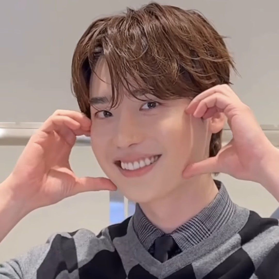 Latest photo of Lee Jongsuk