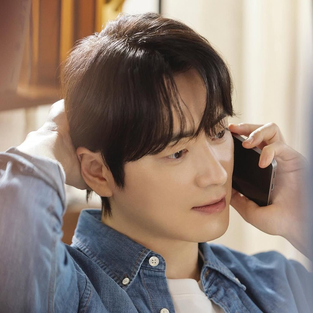 Latest photo of Lee Joonhyuk