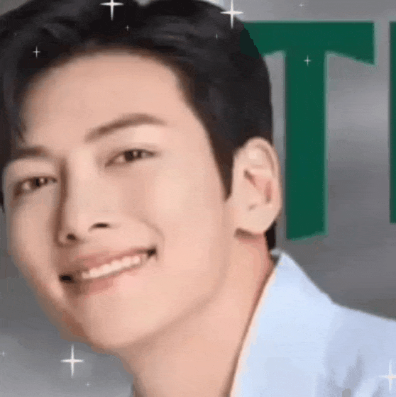 A moment captured by a fan of Ji Changwook