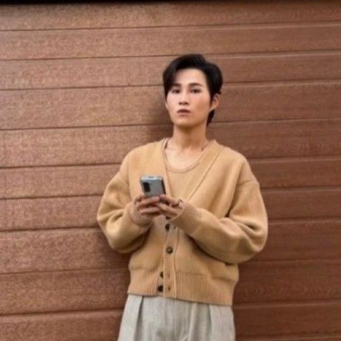Foto kegiatan terbaru dari Kim Heejae