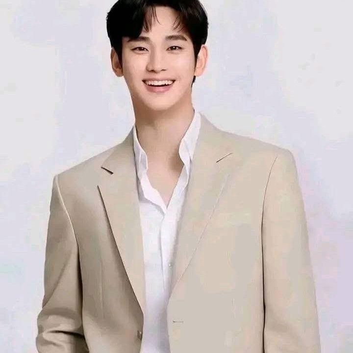 Behind-the-scenes cut of Kim Soohyun