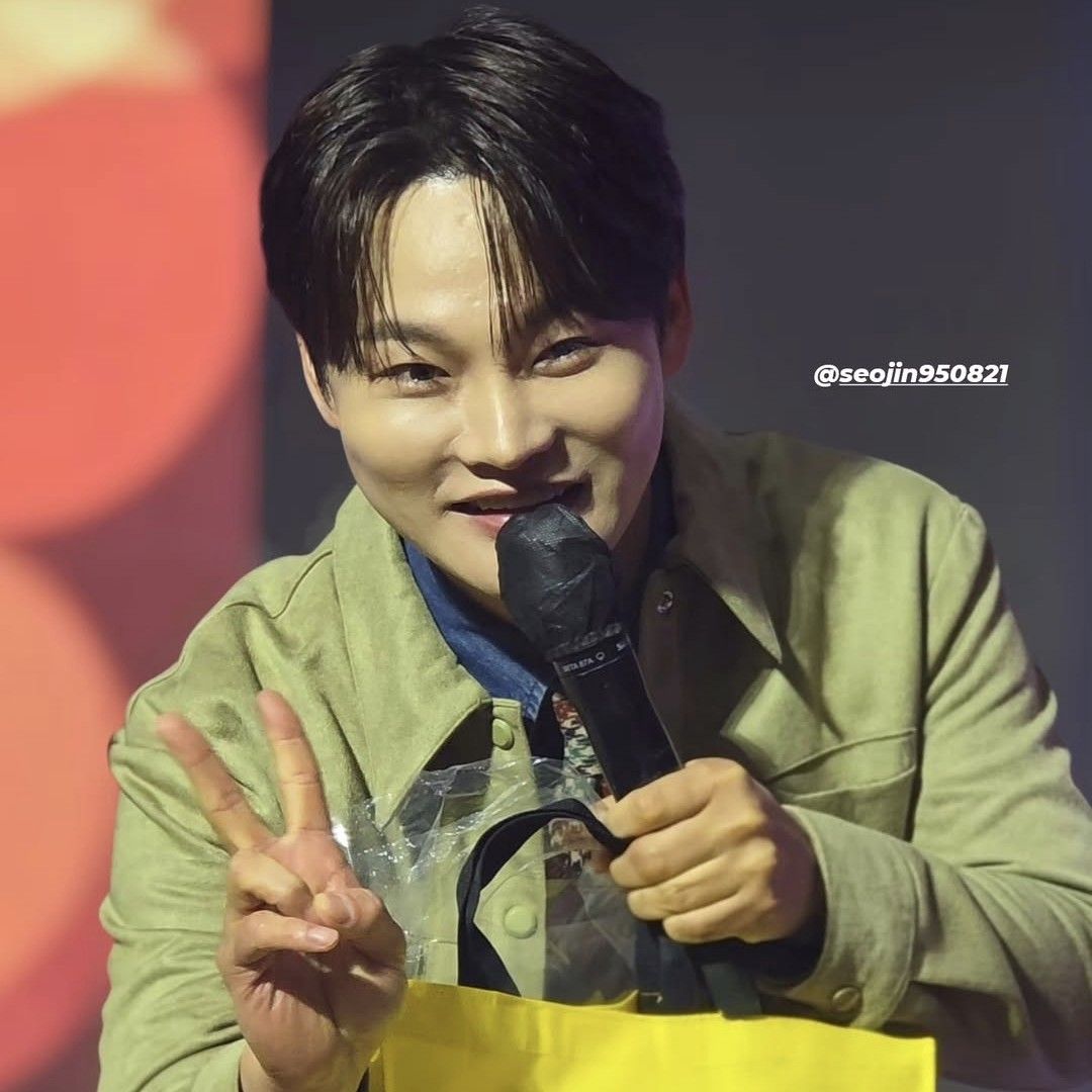 粉丝拍下的朴瑞镇瞬间