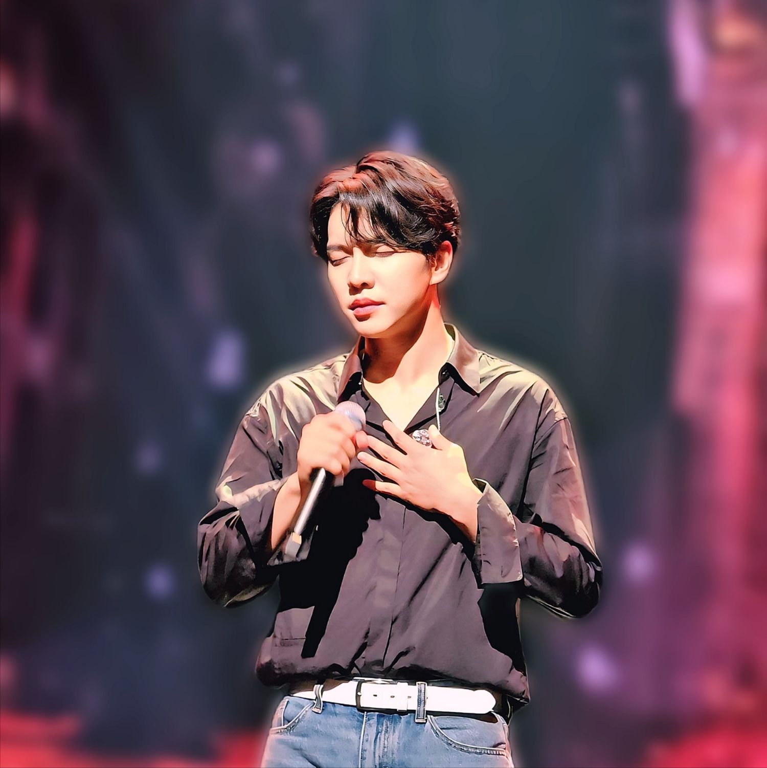 Recent activity shot of Lee Seunggi