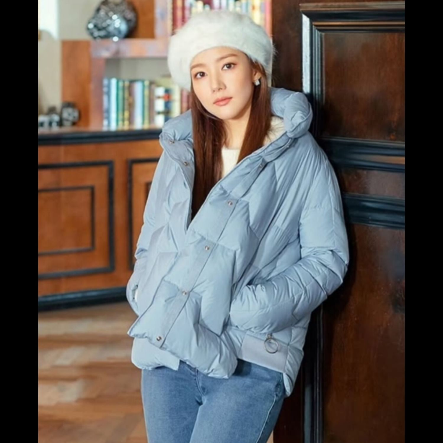 Recent activity shot of Park Minyoung