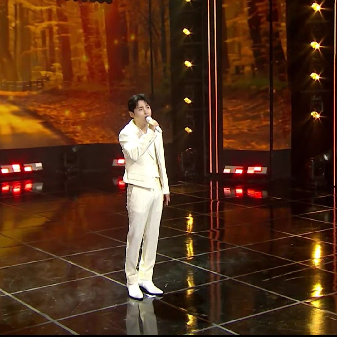 Behind-the-scenes cut of Seong Ri