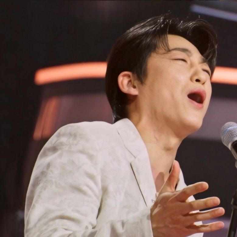 Recent activity shot of Shin Seungtae