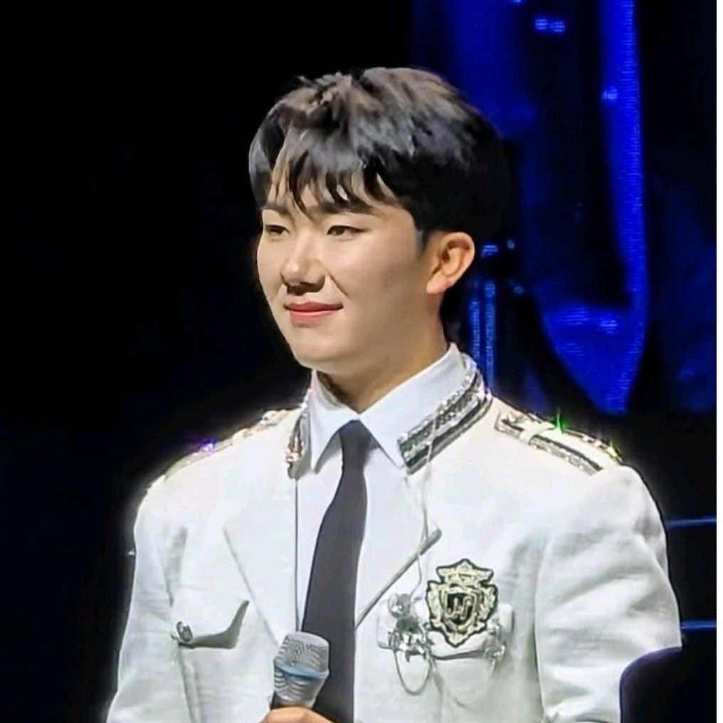 A moment captured by a fan of Nam Seungmin