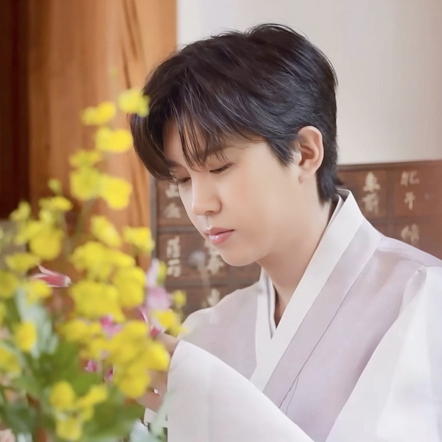 Cuplikan di balik layar dari Lim Youngwoong