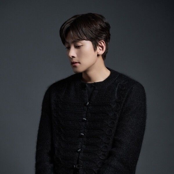 池昌旭的最新照片