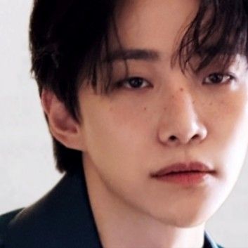 Recent activity shot of Lee Junho