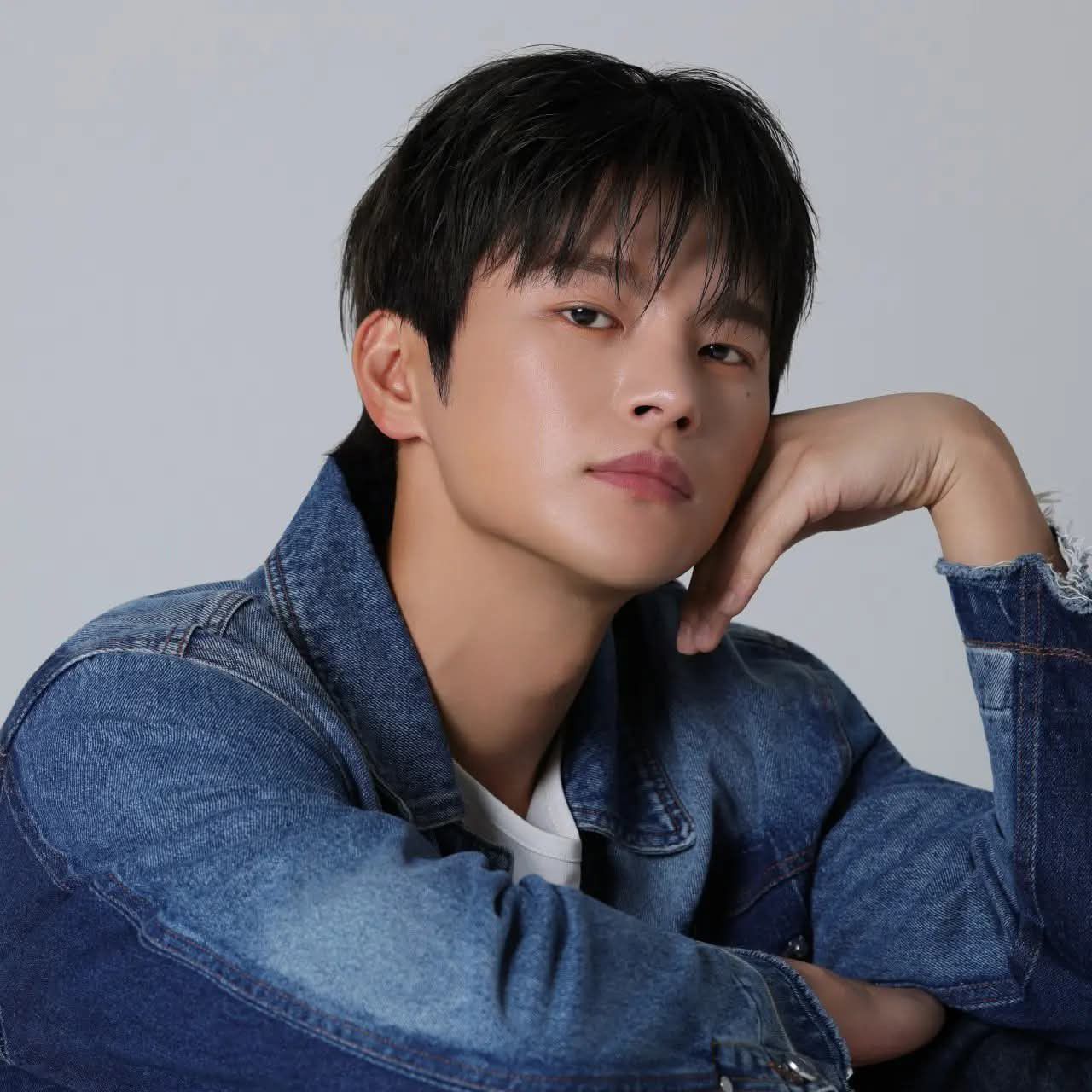 Momen yang diabadikan oleh penggemar Seo Inguk