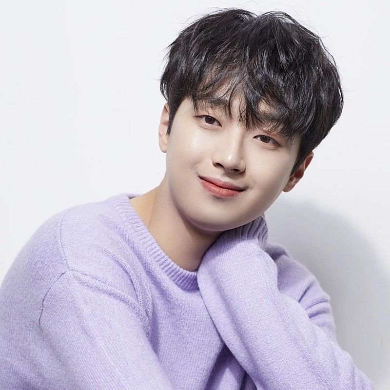 Cuplikan di balik layar dari Lee Chanwon