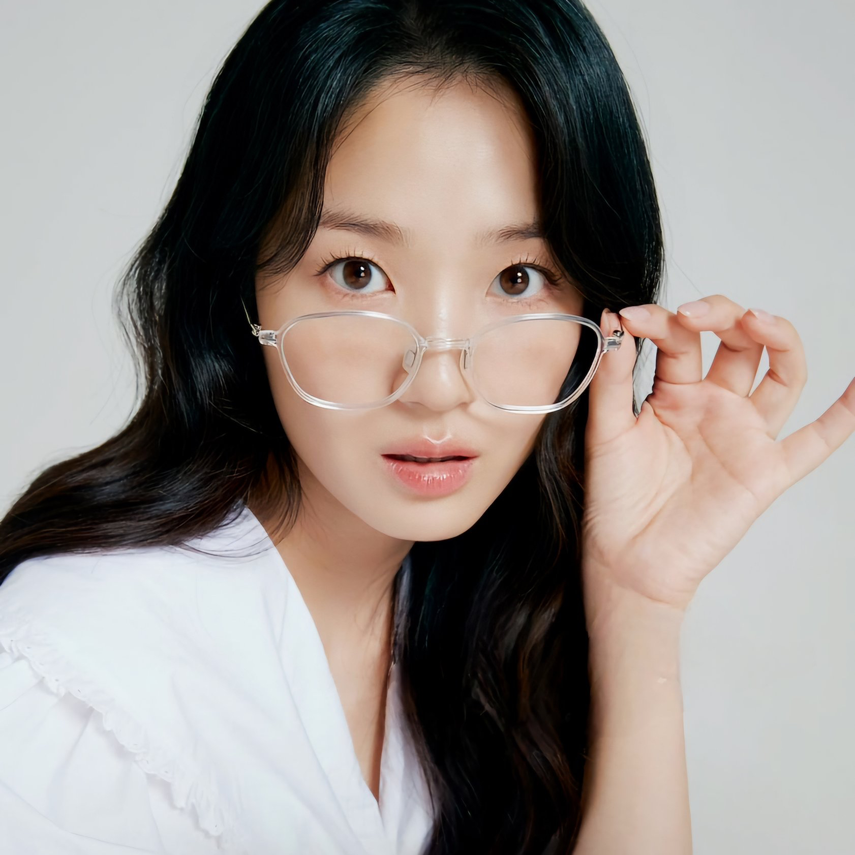 Foto kegiatan terbaru dari Kim Hyeyoon