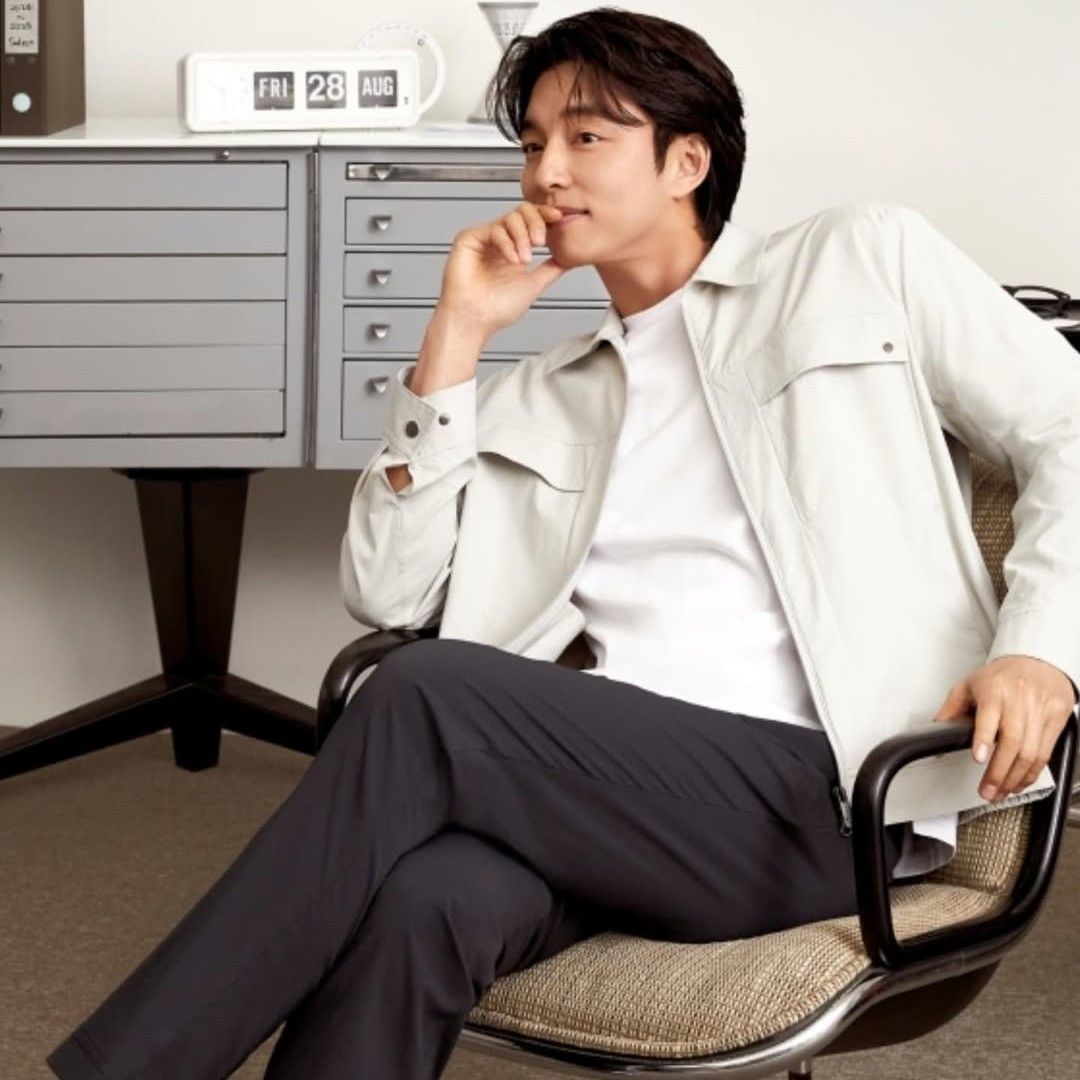 A moment captured by a fan of Gong Yoo