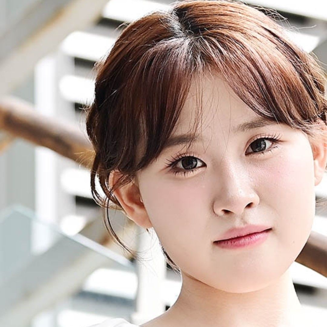 Behind-the-scenes cut of Kim Dahyun