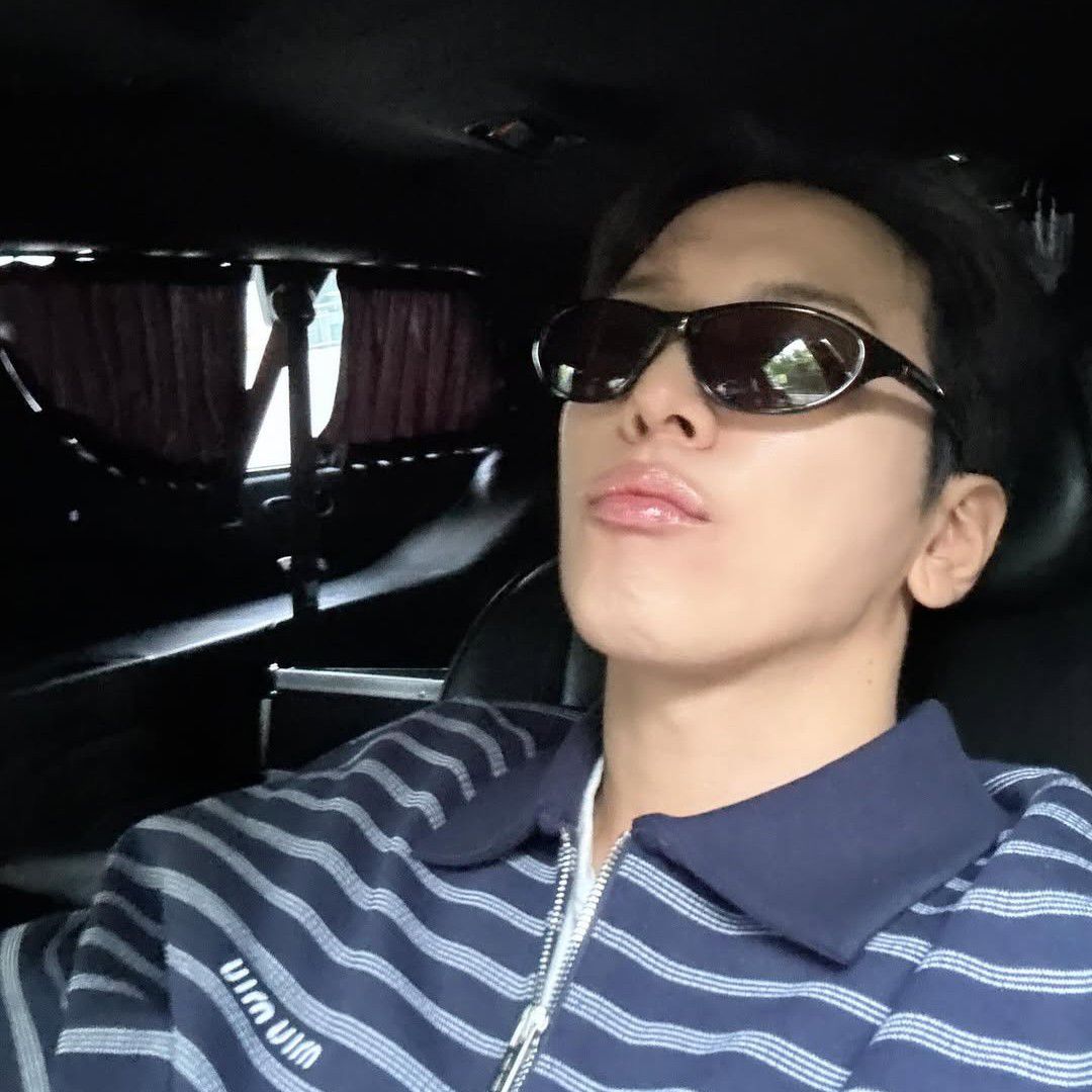 Latest photo of Jung Yonghwa