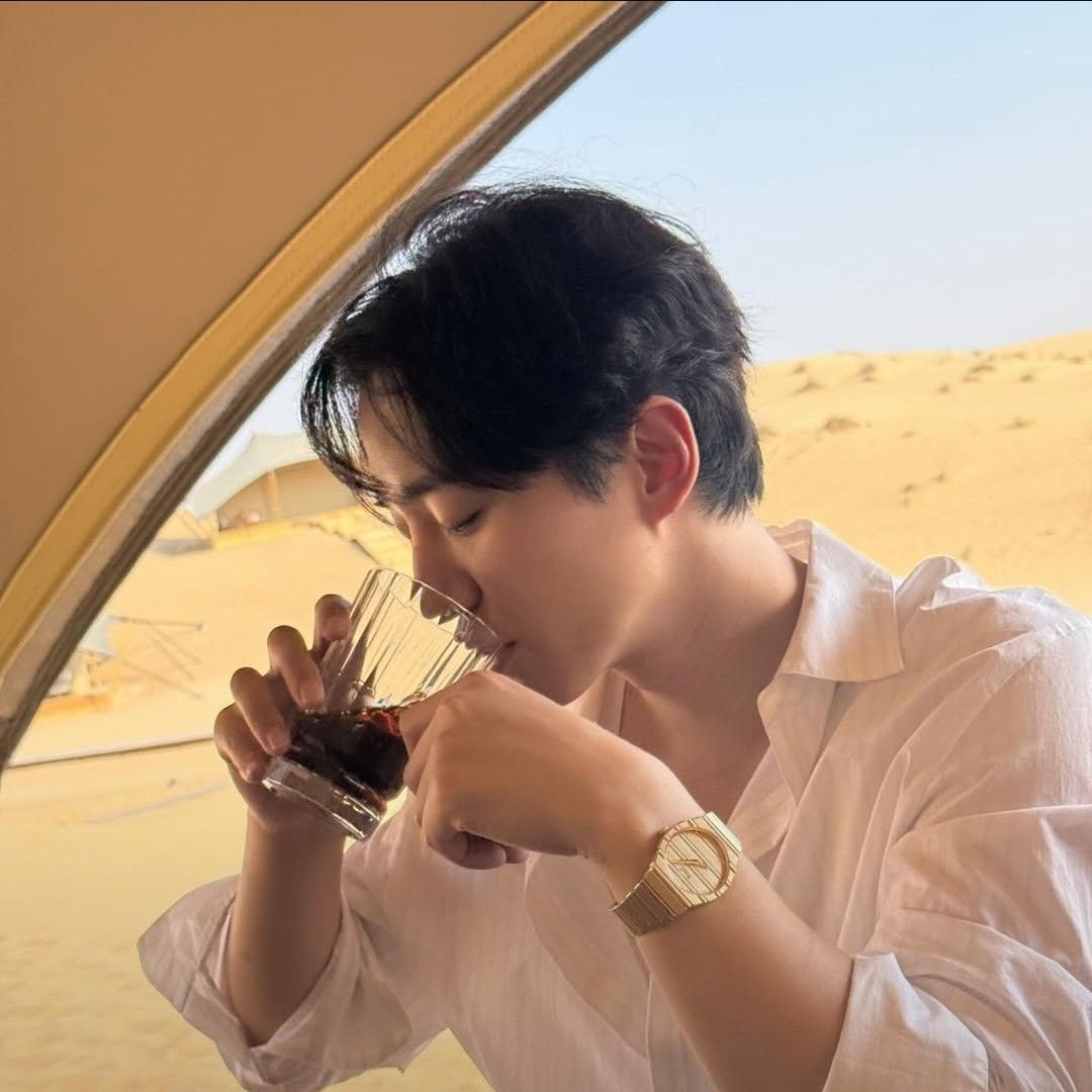 Cuplikan di balik layar dari Lee Junho