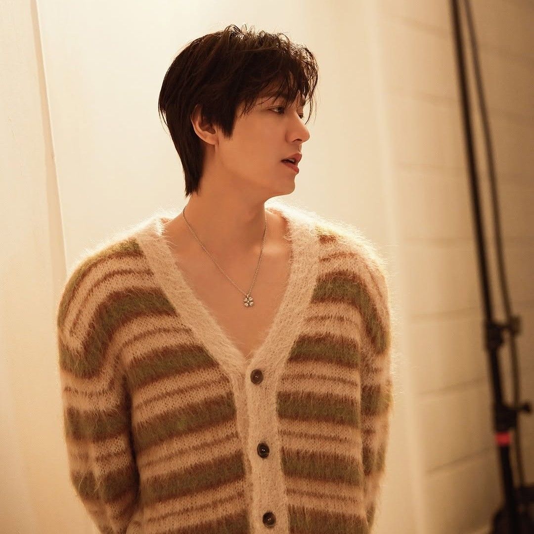 粉絲拍下的李敏鎬瞬間