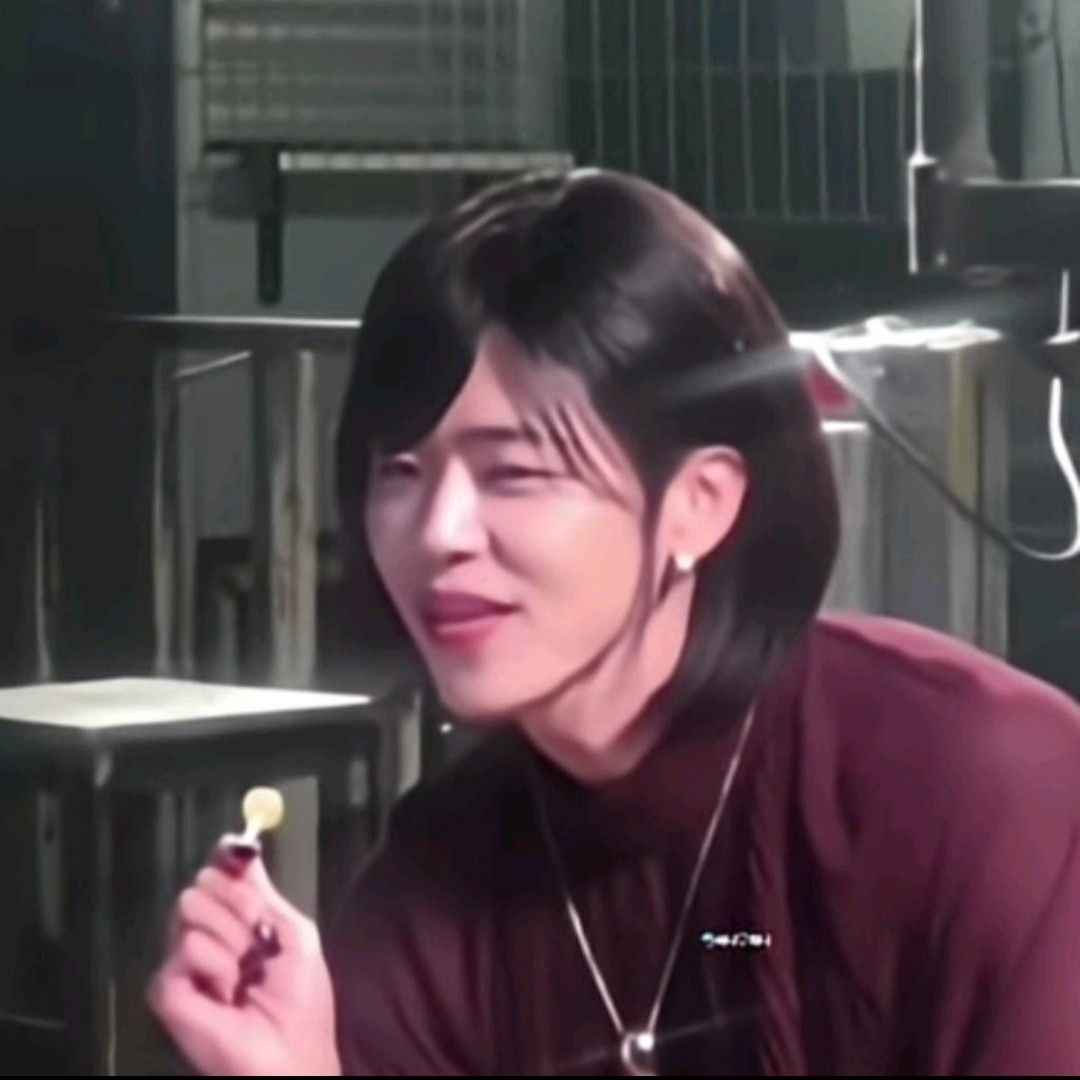 A moment captured by a fan of Park Jihyeon