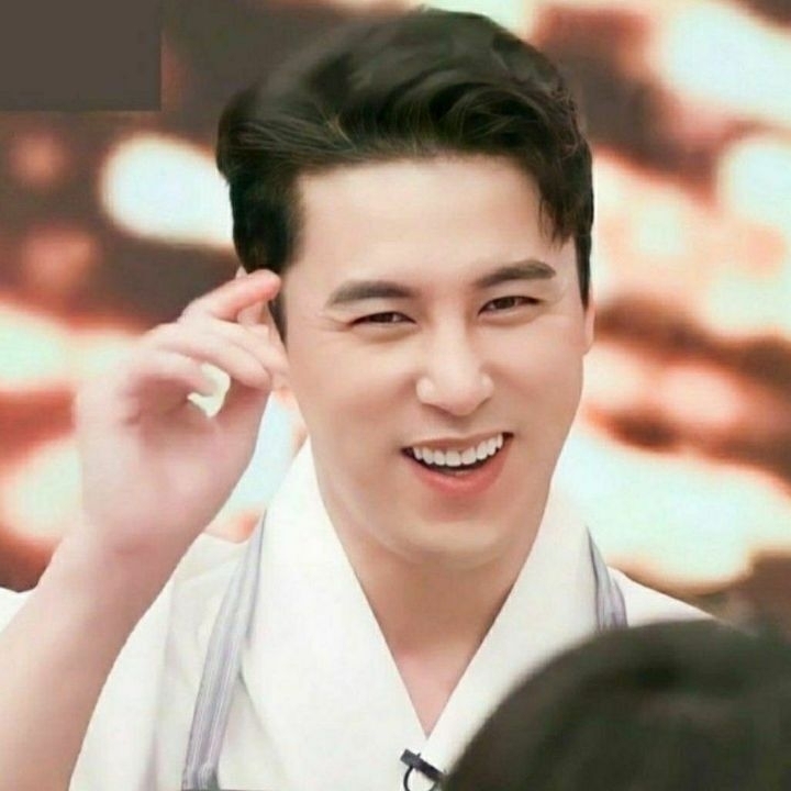 Recent activity shot of Jang Minho