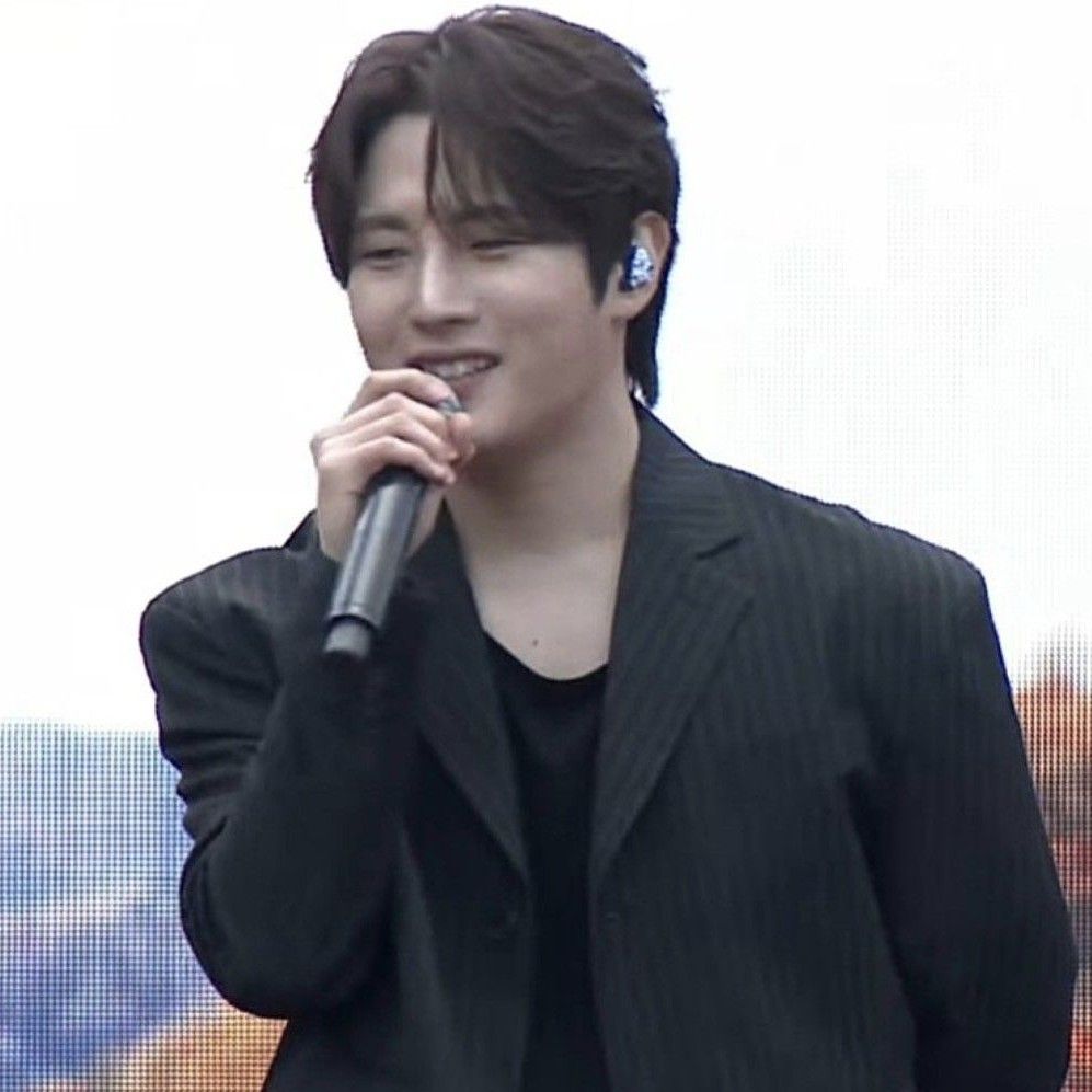 A moment captured by a fan of Kim Jungyeon