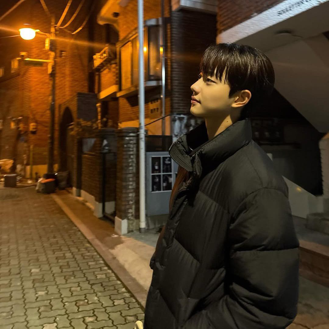 Recent activity shot of Cho Junyoung