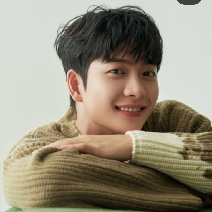 A moment captured by a fan of Kang Taeoh