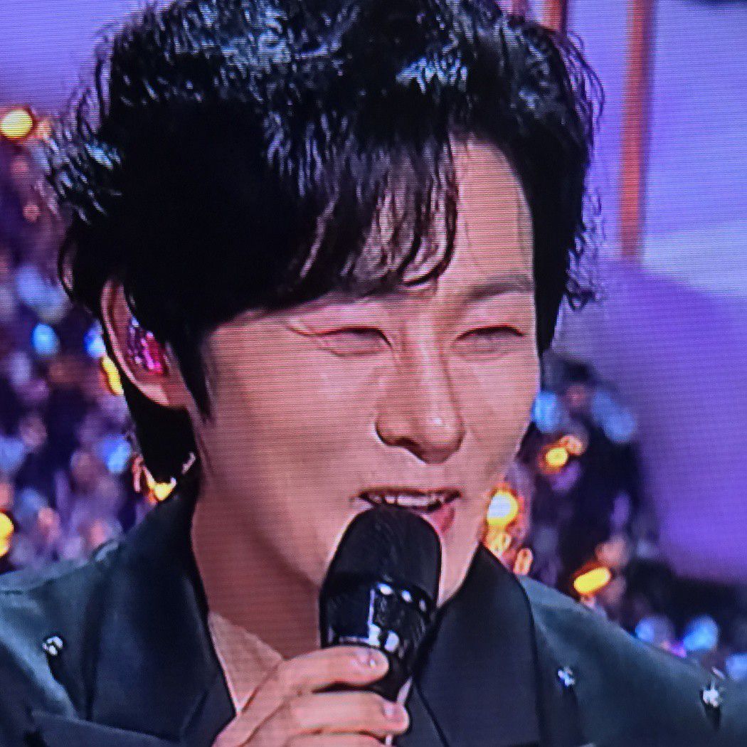 Cuplikan di balik layar dari Kang Moonkyung