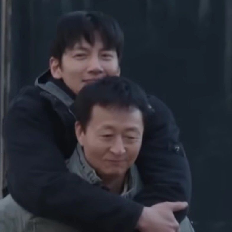 Behind-the-scenes cut of Ji Changwook