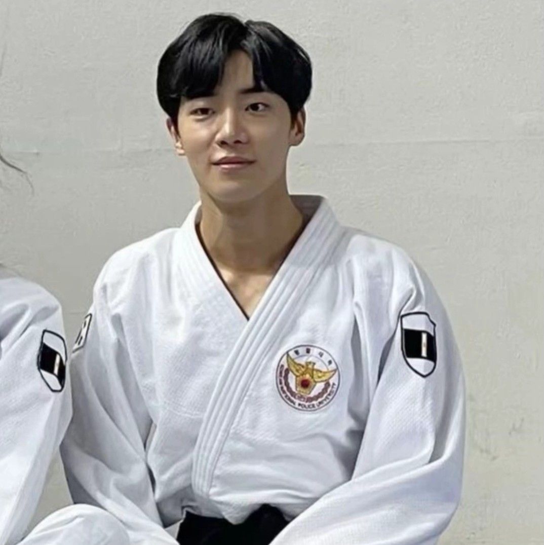 Latest photo of Choo Youngwoo