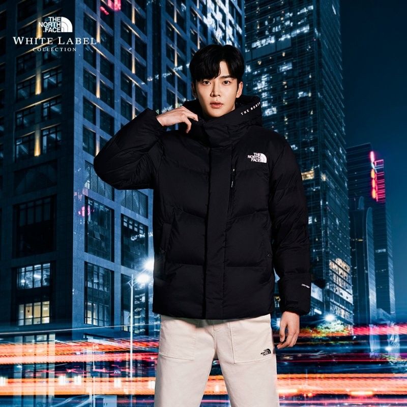 로운의 최신 사진