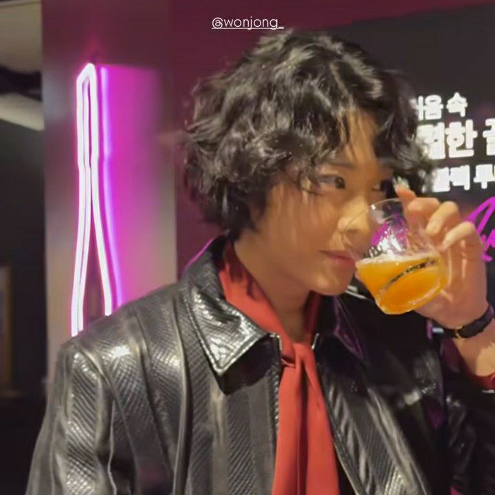 Recent activity shot of Lee Jongwon
