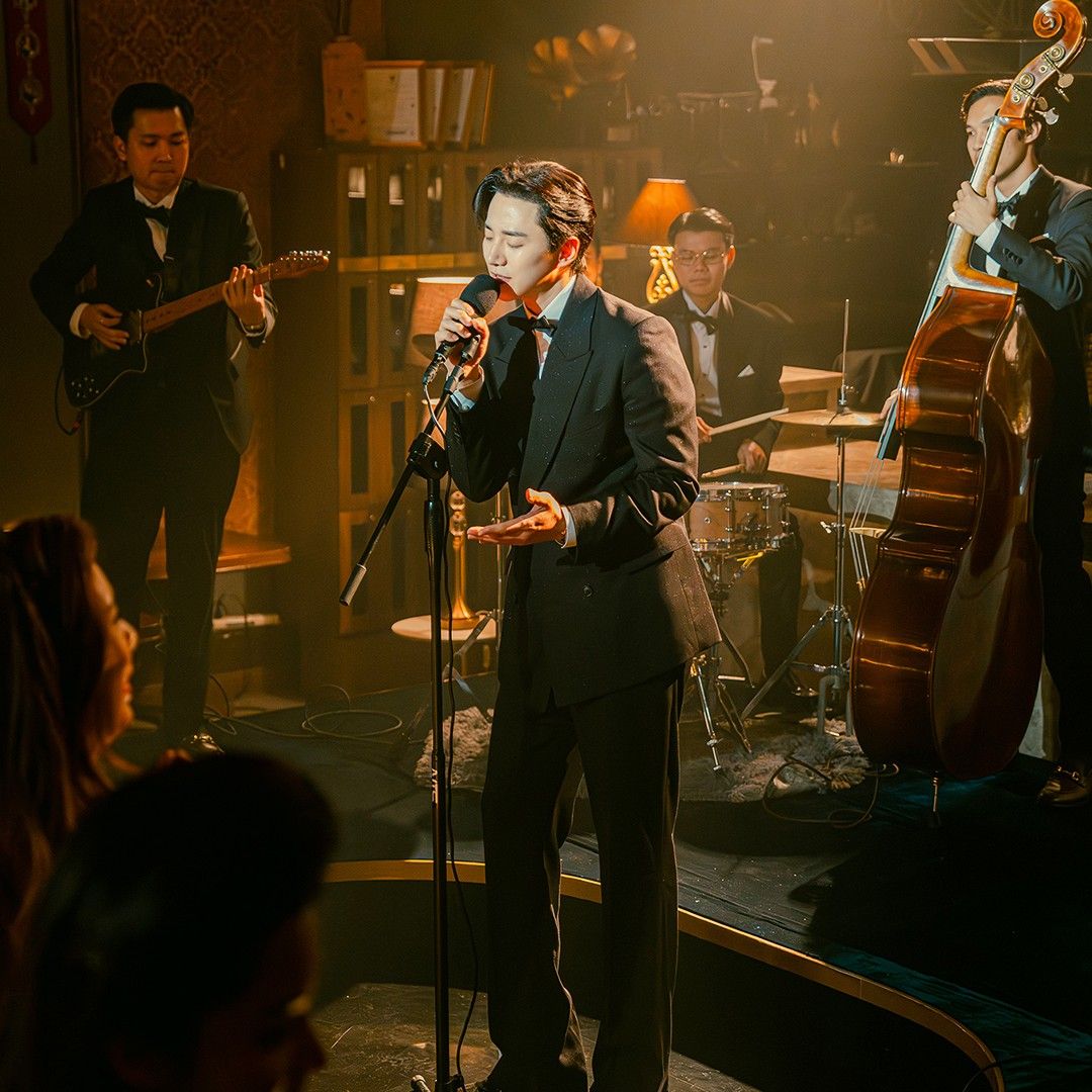 Recent activity shot of Lee Junho