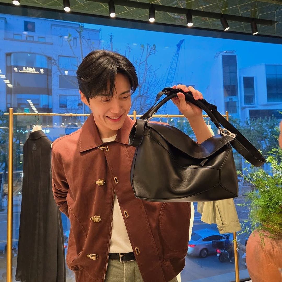 A moment captured by a fan of Kim Seonho