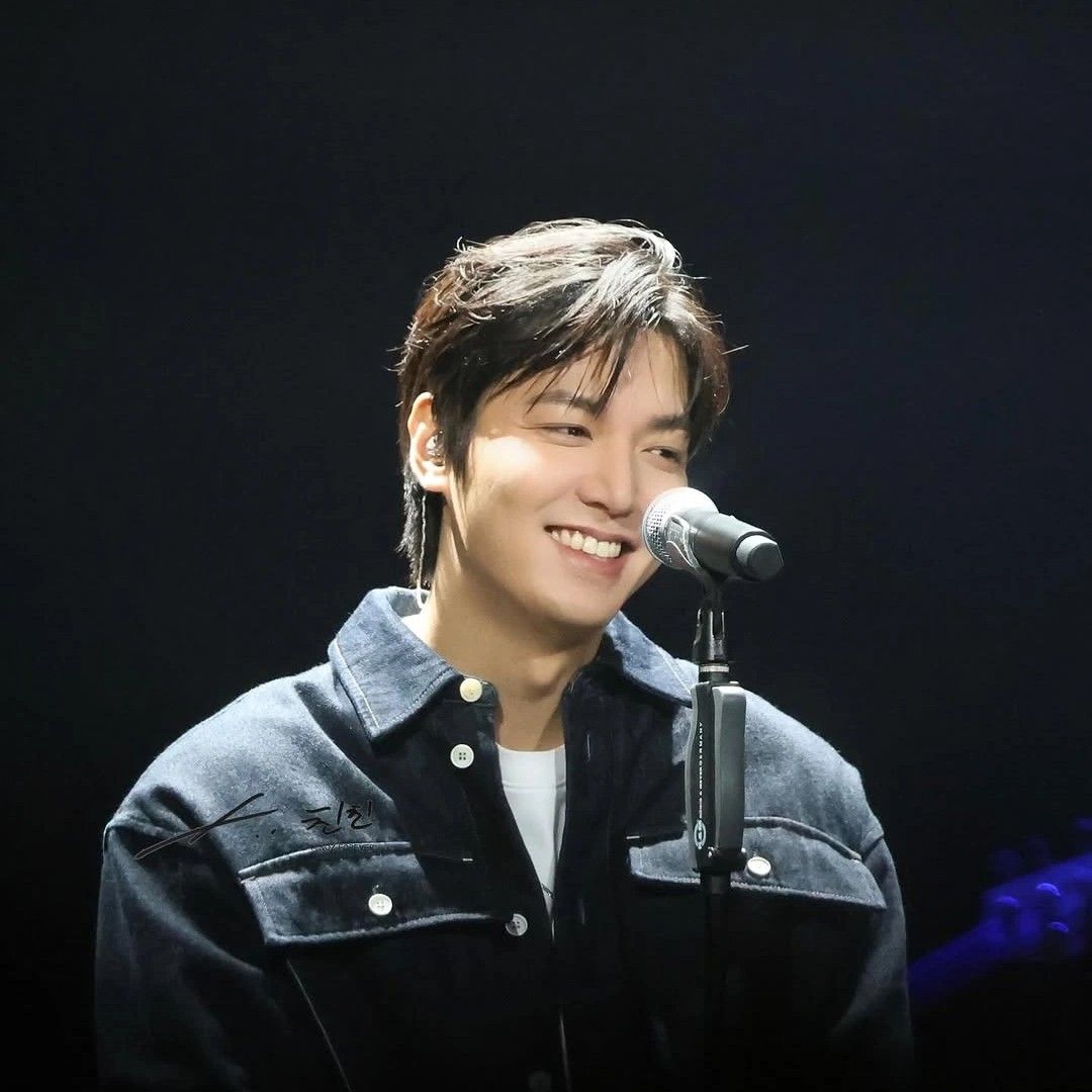Behind-the-scenes cut of Lee Minho