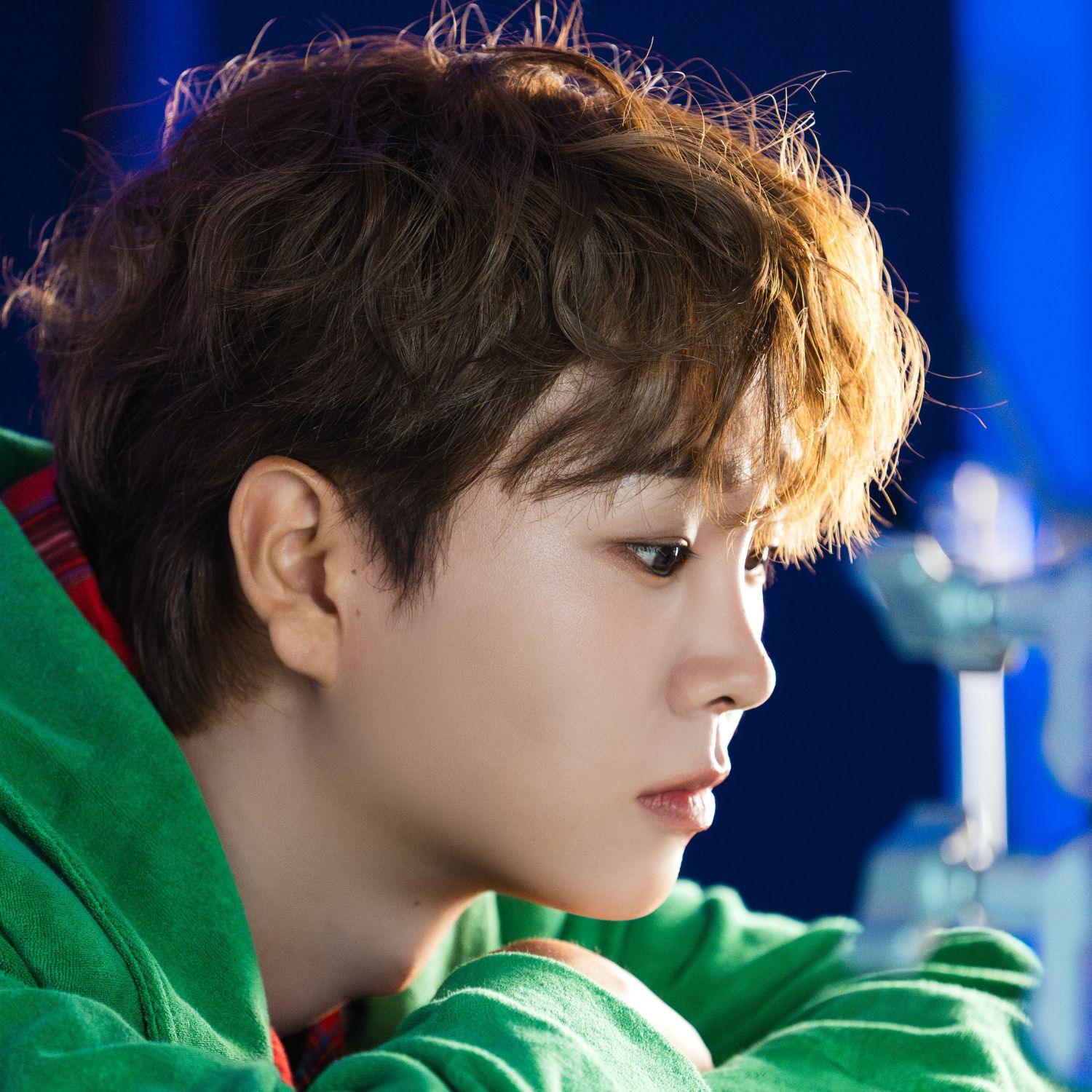 A moment captured by a fan of Song Minjun