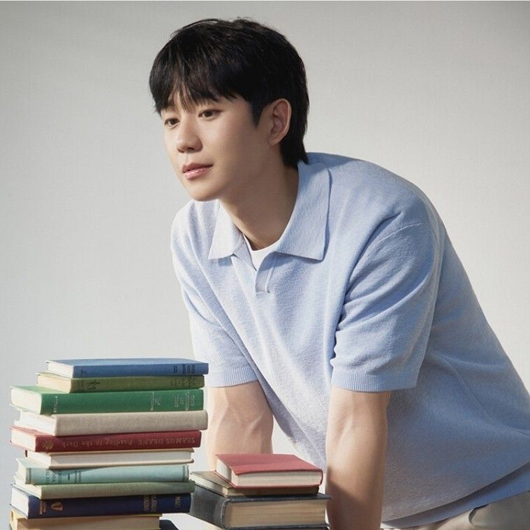 Latest photo of Jung Haein