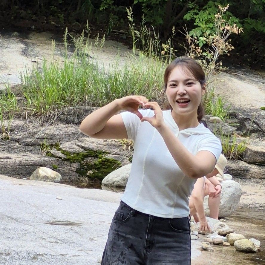 Recent activity shot of Miss Kim
