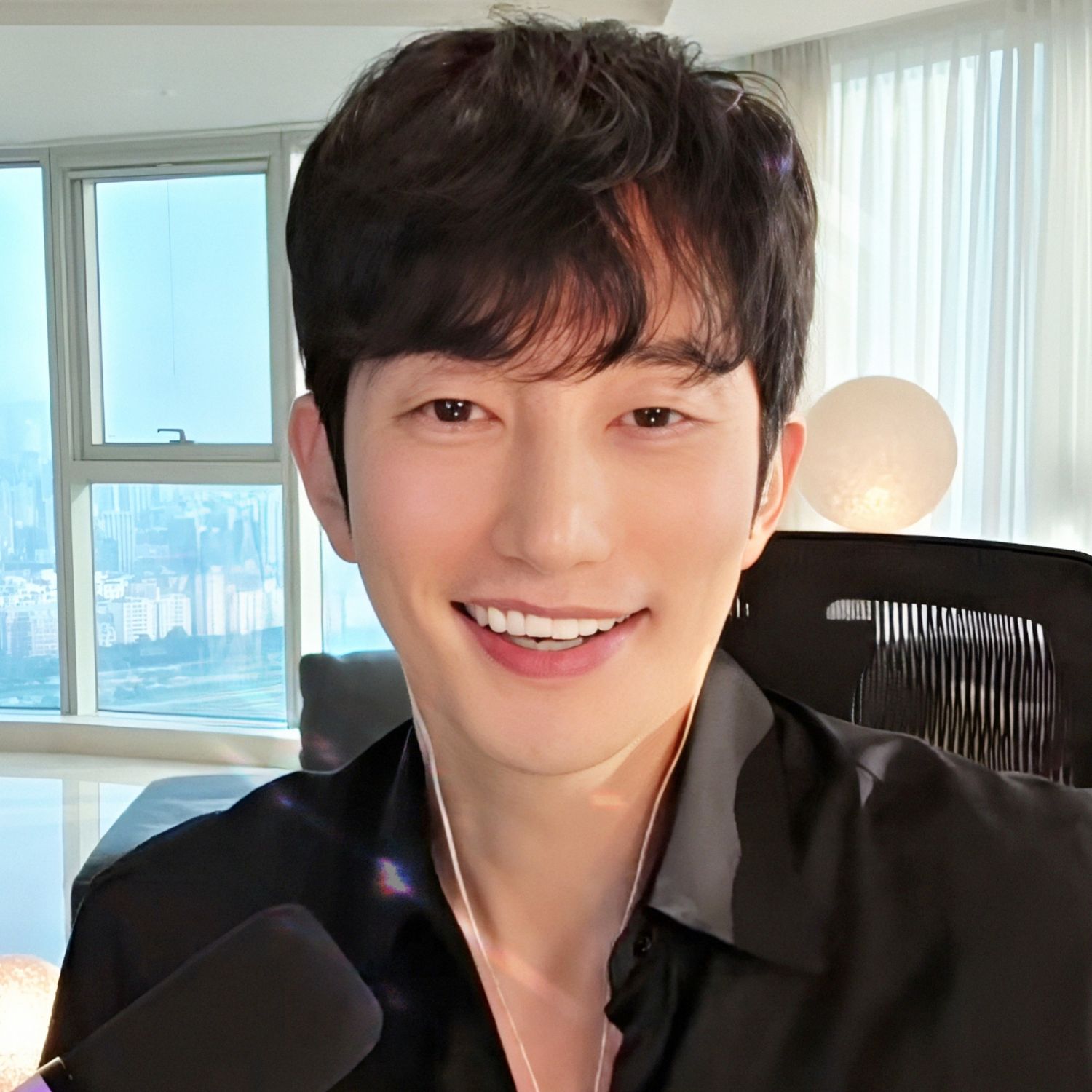 Recent activity shot of Park Sihoo