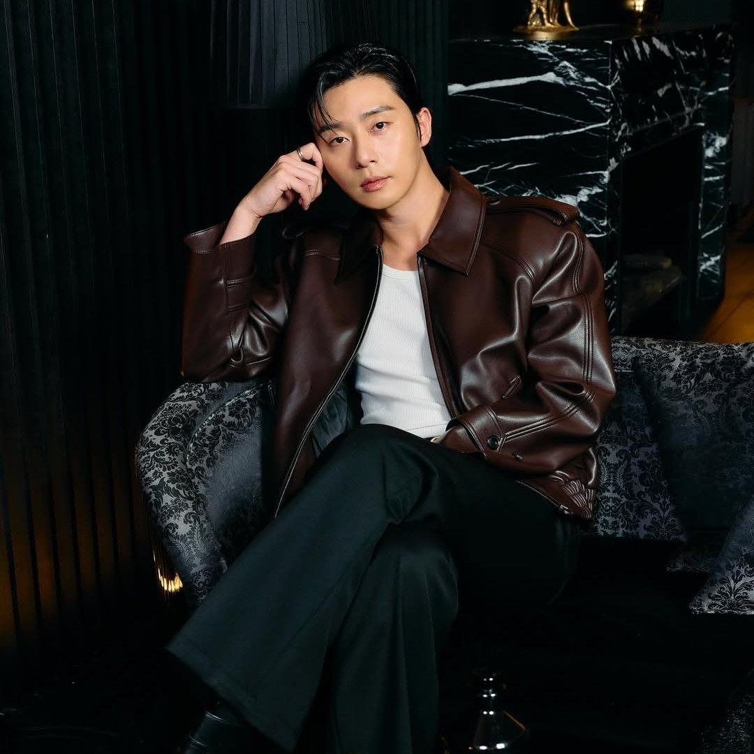 朴敘俊的最新照片