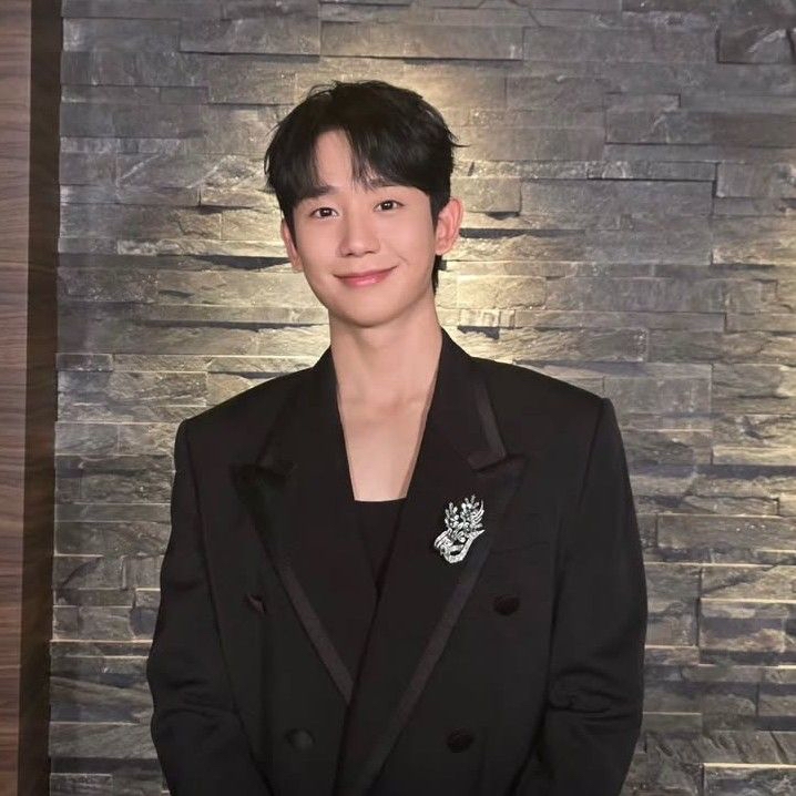 Recent activity shot of Jung Haein