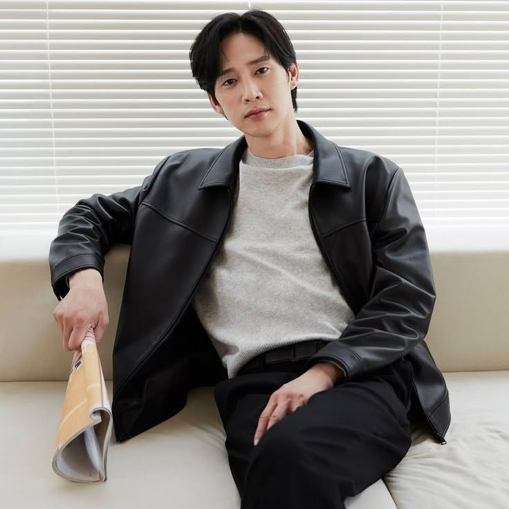 Latest photo of Park Sunghoon